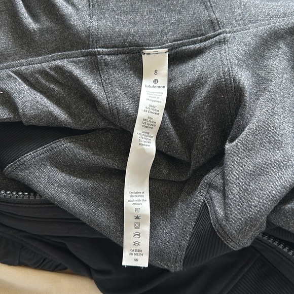 Lululemon reversible Dance Studio Jacket - Picture 4 of 5